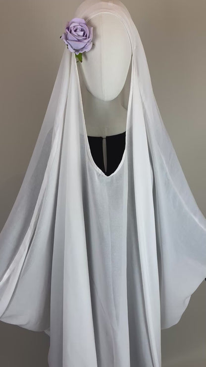 White Saudi V neck khimar